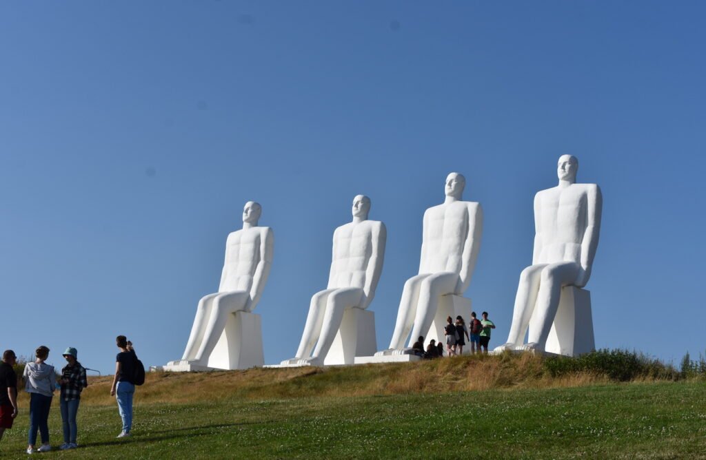 Mennesket ved Havet - Famous statues in Esbjerg Denmark