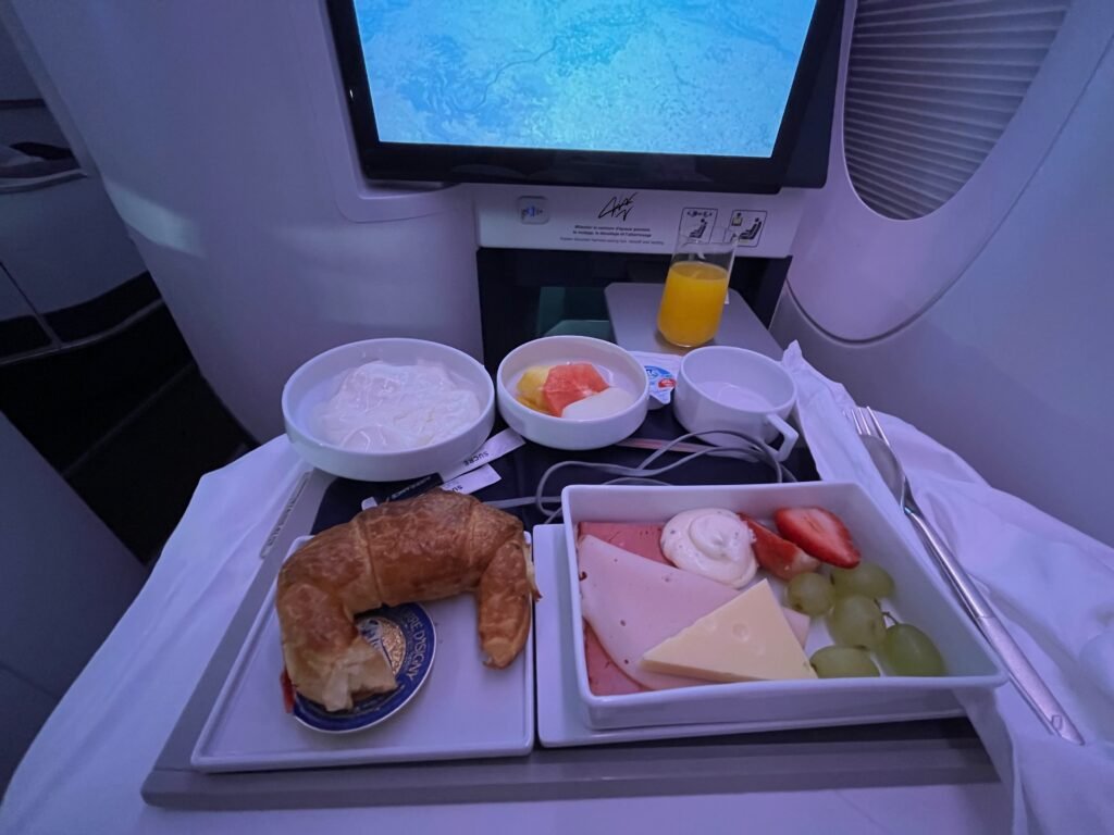 Air France business class breakfast